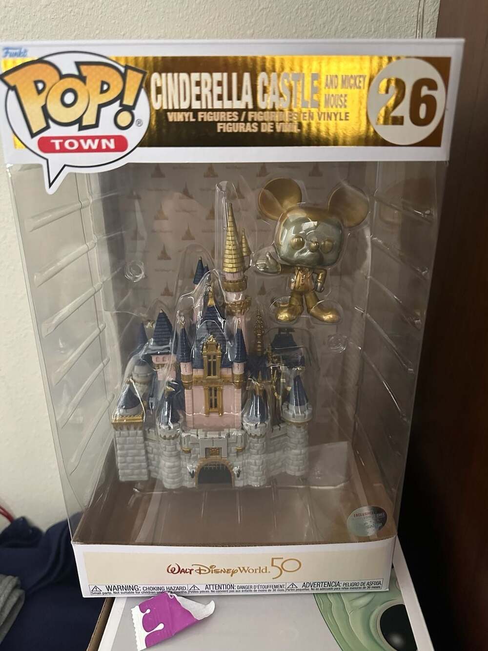 Funko Pop! Town: Walt Disney World 50th Anniversary - Cinderella Castle and Gold